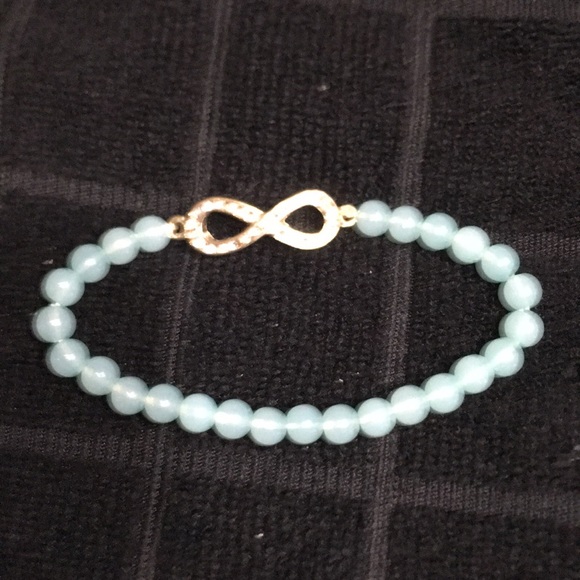 Beaded Infinity Bracelet - Picture 1 of 1